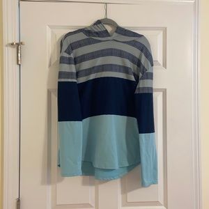 🧡 Women’s hooded long sleeve top